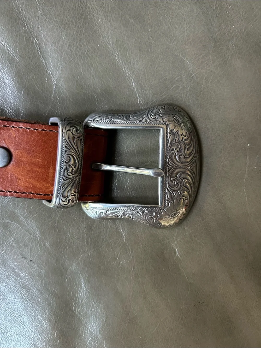 Cody James  western cow boy brown leather belt with silver conchos